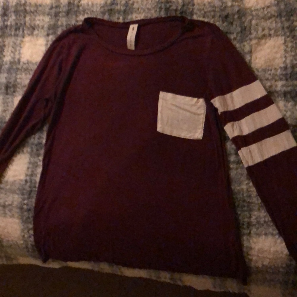 A long sleeve vanilla bay maroon shirt